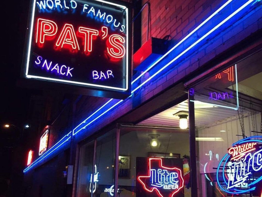 Pat's Snack Bar